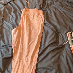 Blush Gapfit rose/ blush jogger pant
